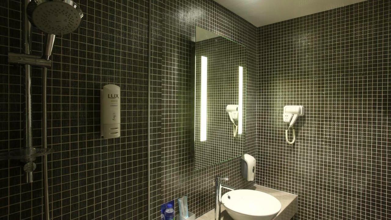 Holiday Inn Express Shanghai Gongkang By Ihg Exterior foto